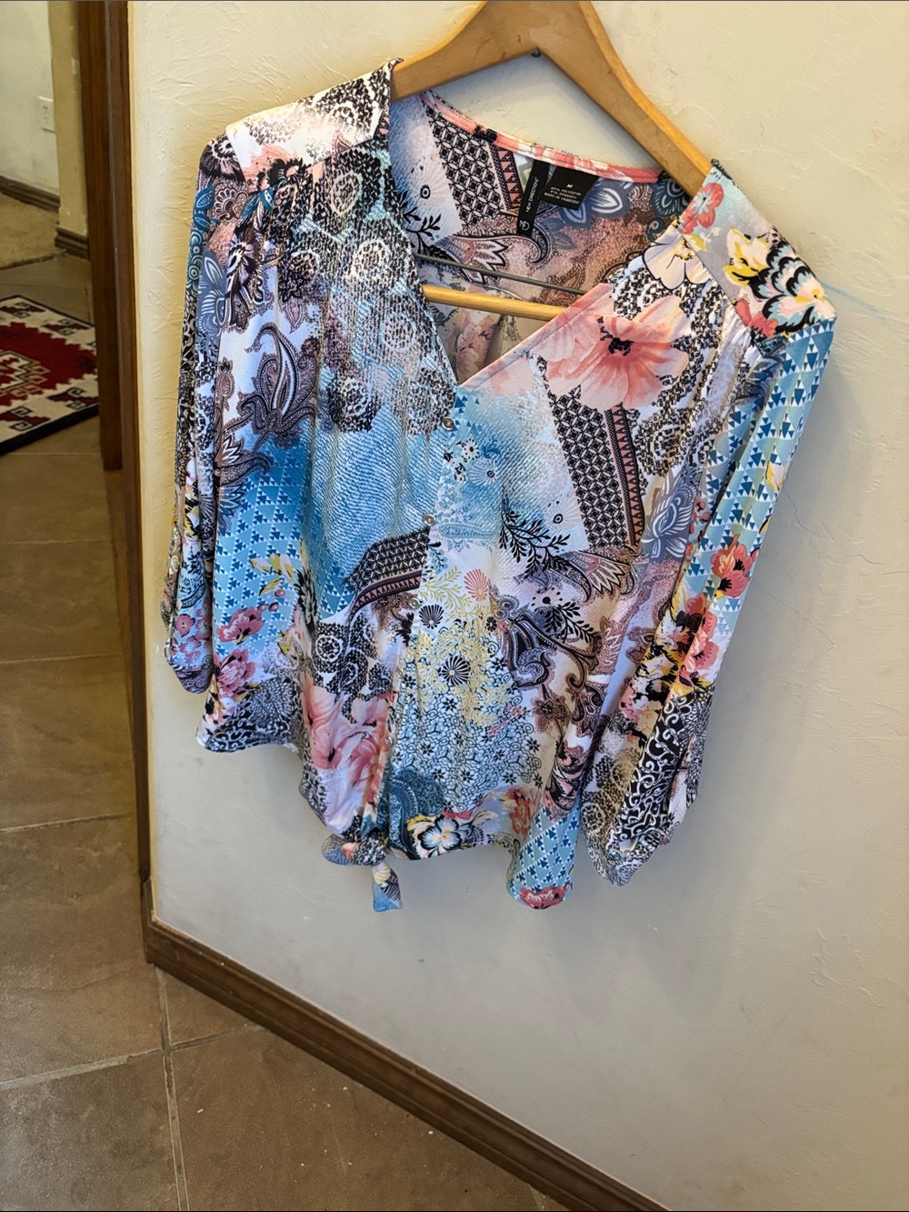 NWOT ND floral tie top! Medium